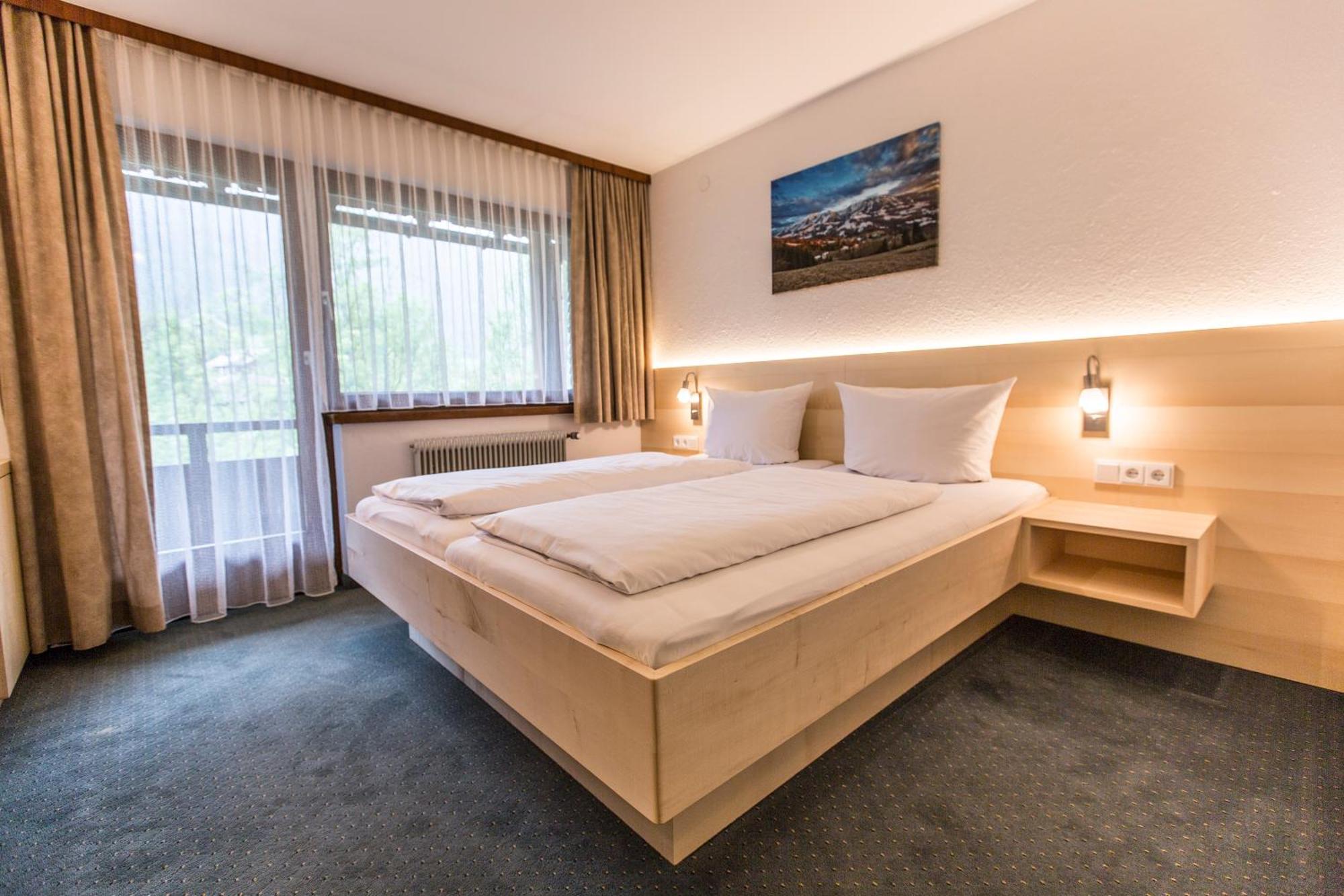 Gaestehaus-Pension Barbara Andelsbuch Room photo